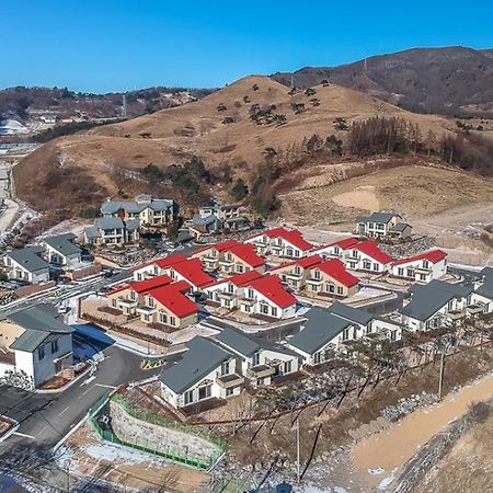 Le Comte Bleu Hotel Pyeongchang Exterior foto